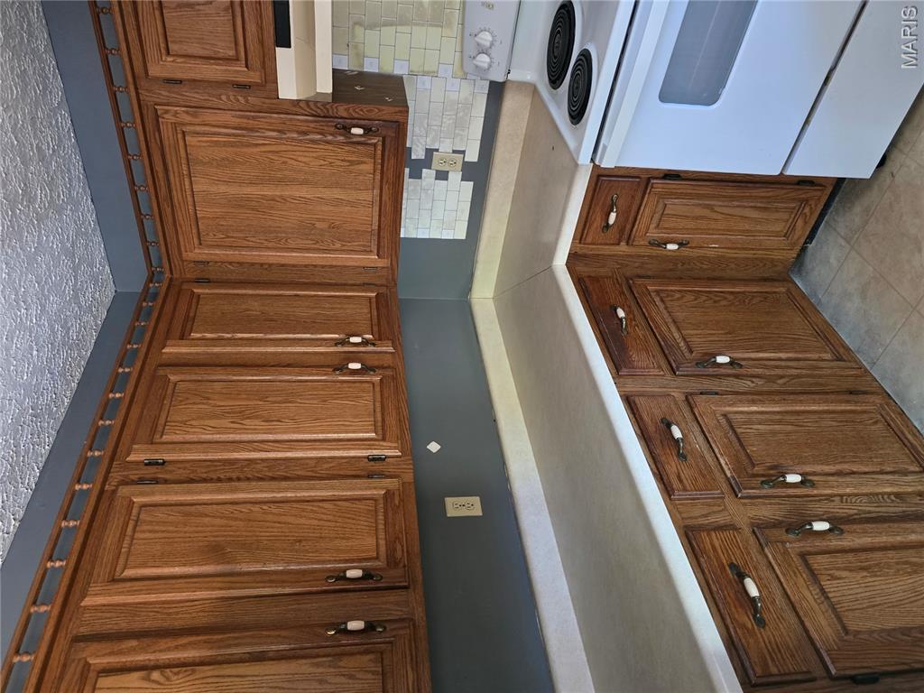 128 Carter Street Property Photo 8