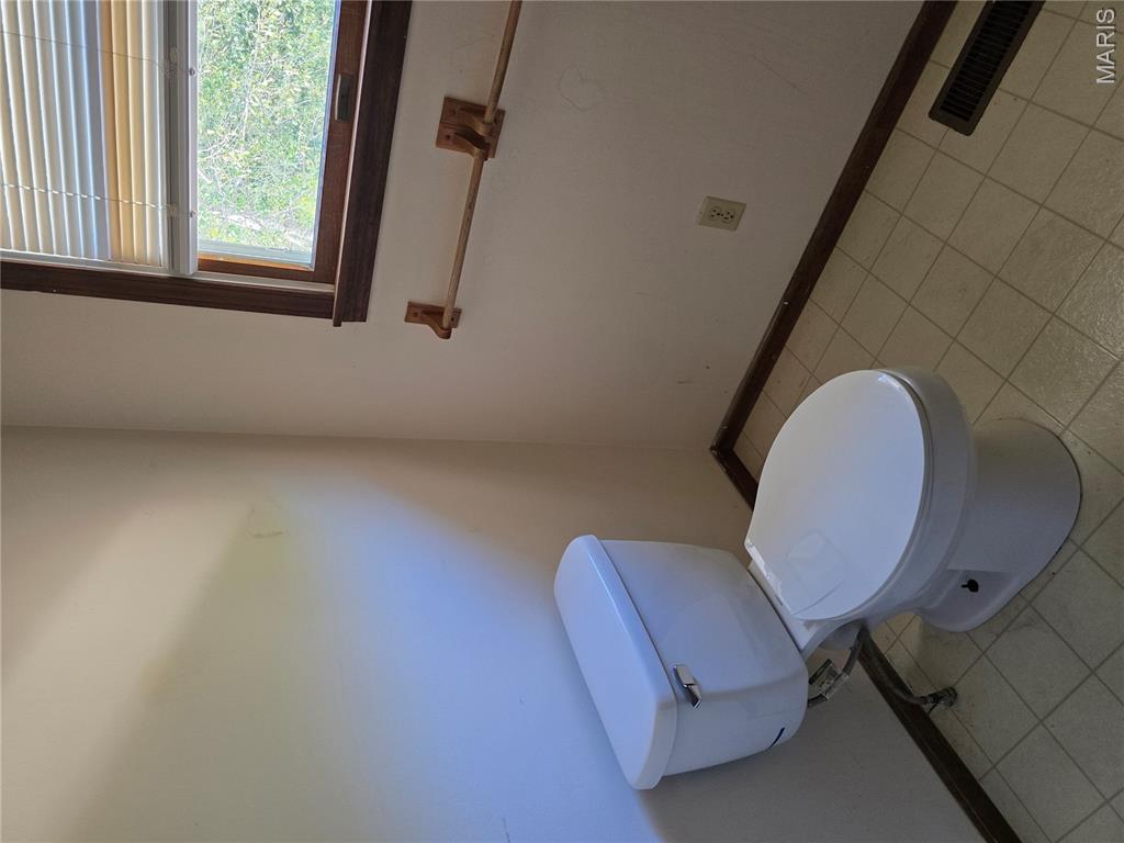 128 Carter Street Property Photo 22