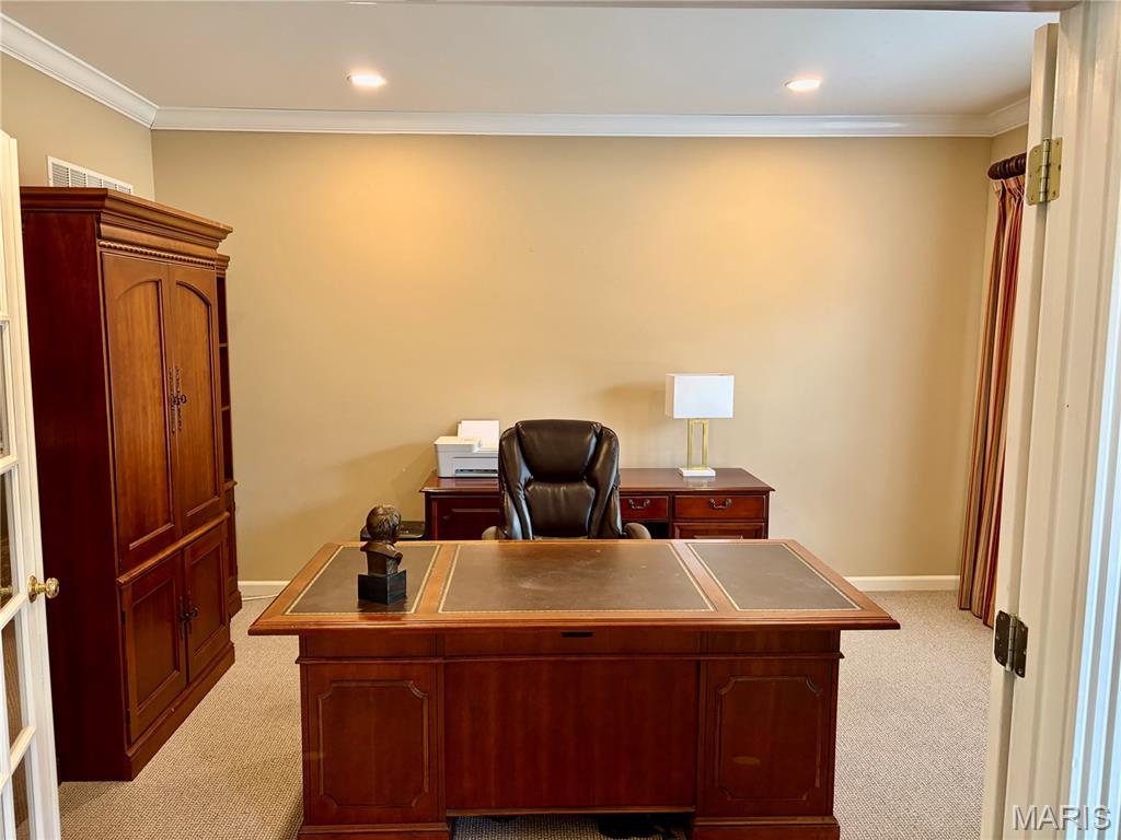 945 Stone Spring Drive Property Photo 4