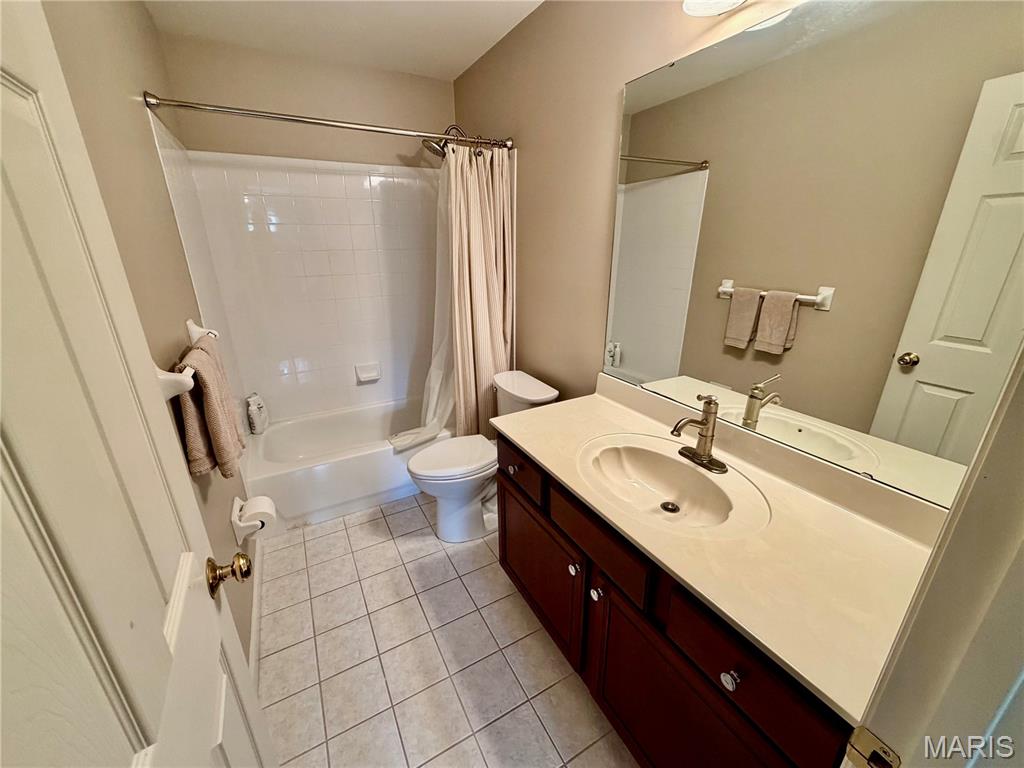 945 Stone Spring Drive Property Photo 22