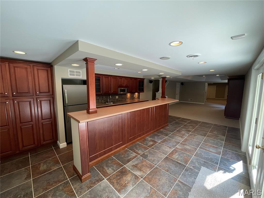 945 Stone Spring Drive Property Photo 27