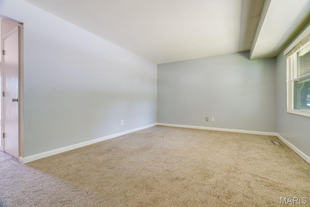 533 Golfwood Drive Property Photo 10