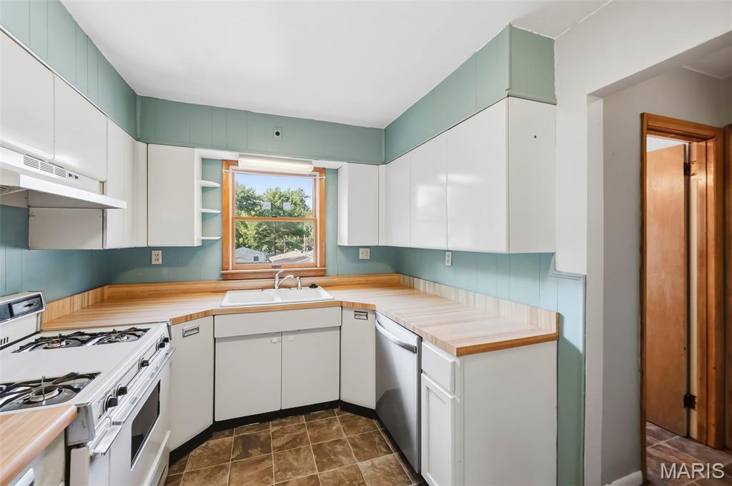 7 Valley Road Property Photo 15