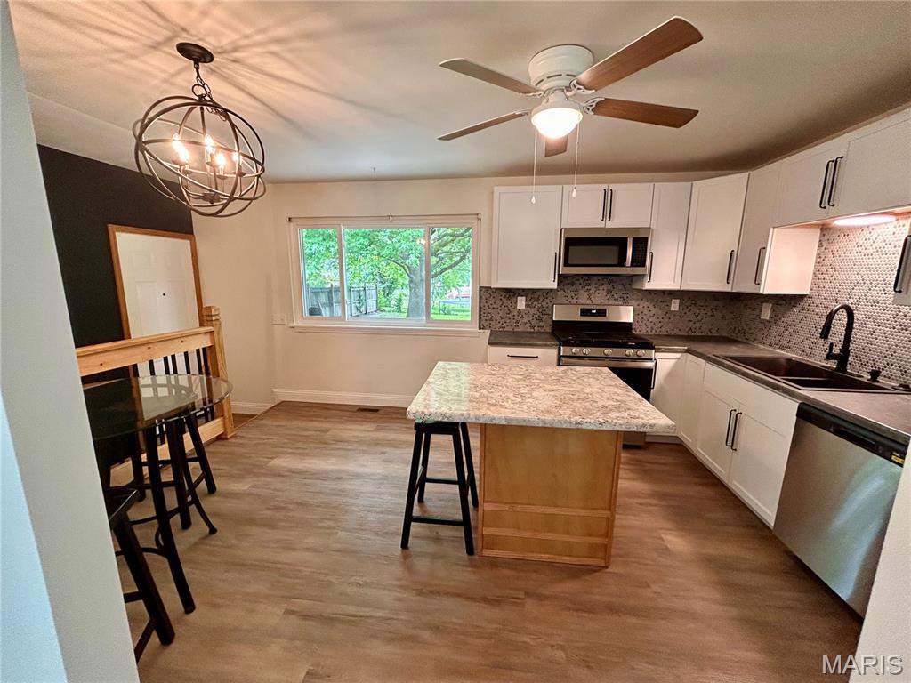 7374 Tannoia Drive Property Photo 4