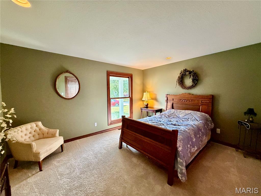 111 Westview Property Photo 18