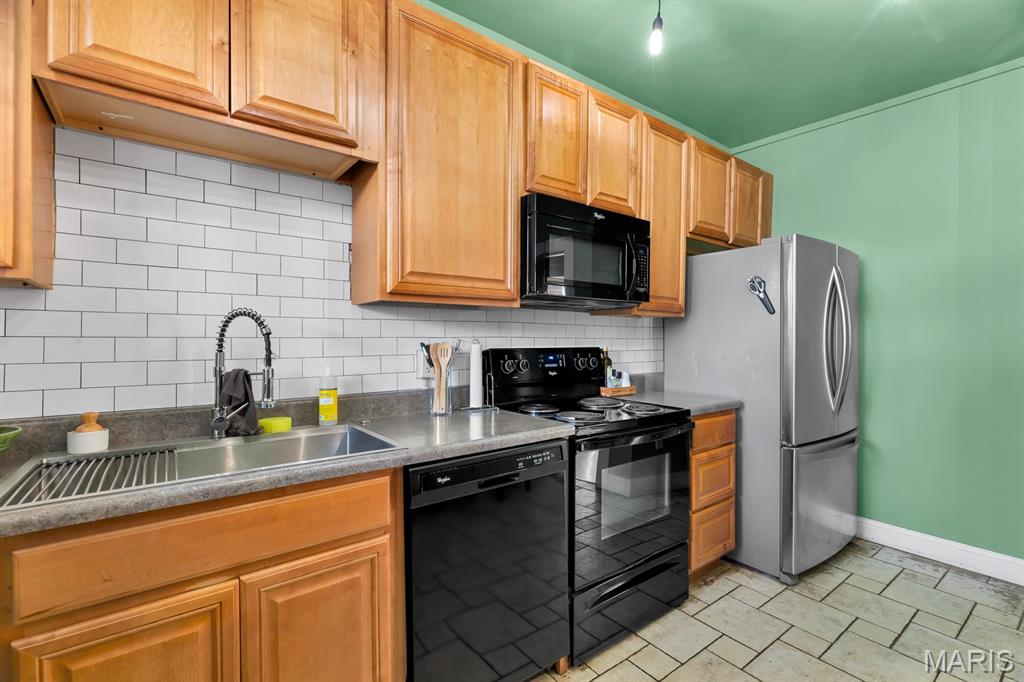 4730 Milentz Avenue Property Photo 15