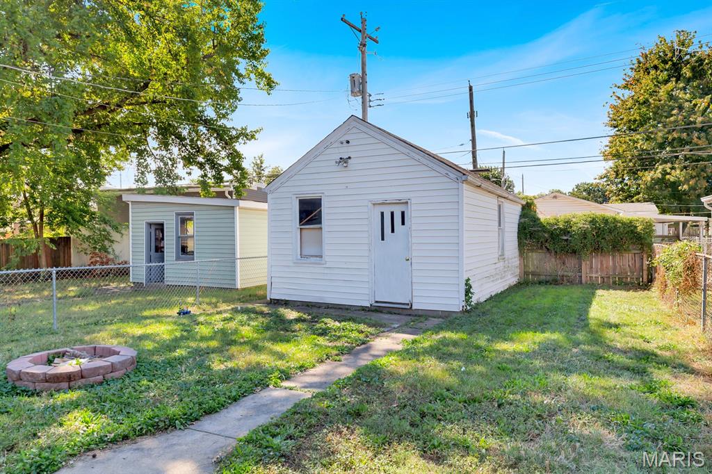 4730 Milentz Avenue Property Photo 18