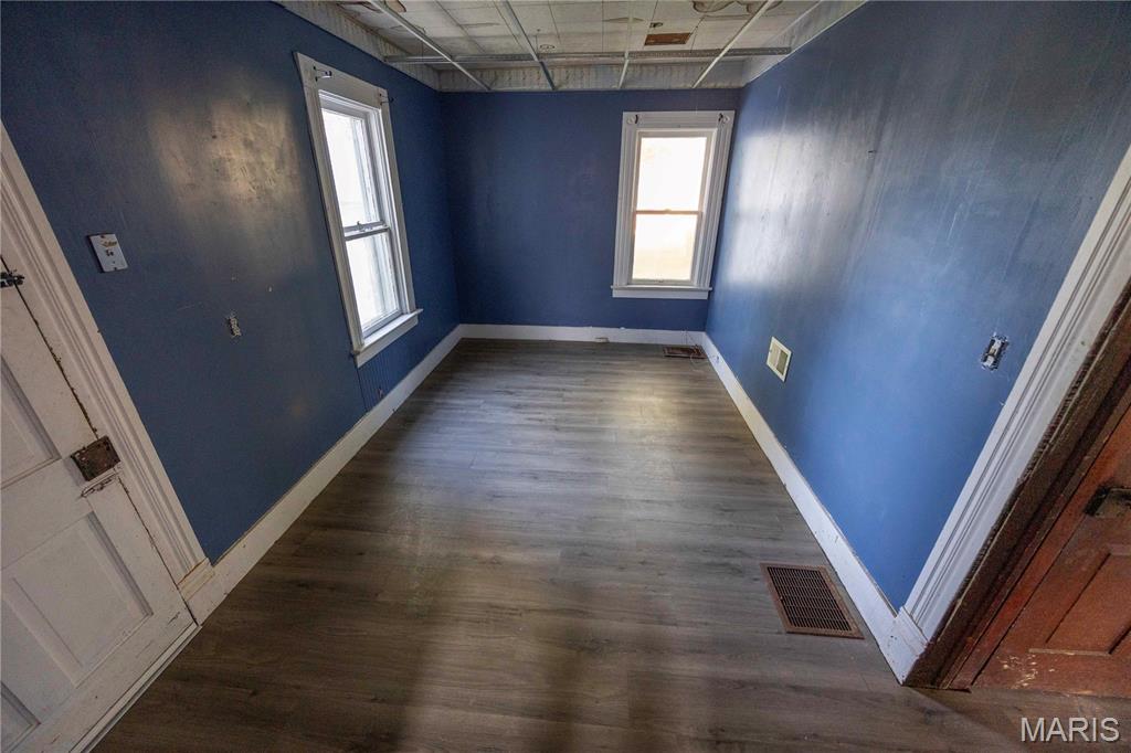 6322 Main Street Property Photo 4