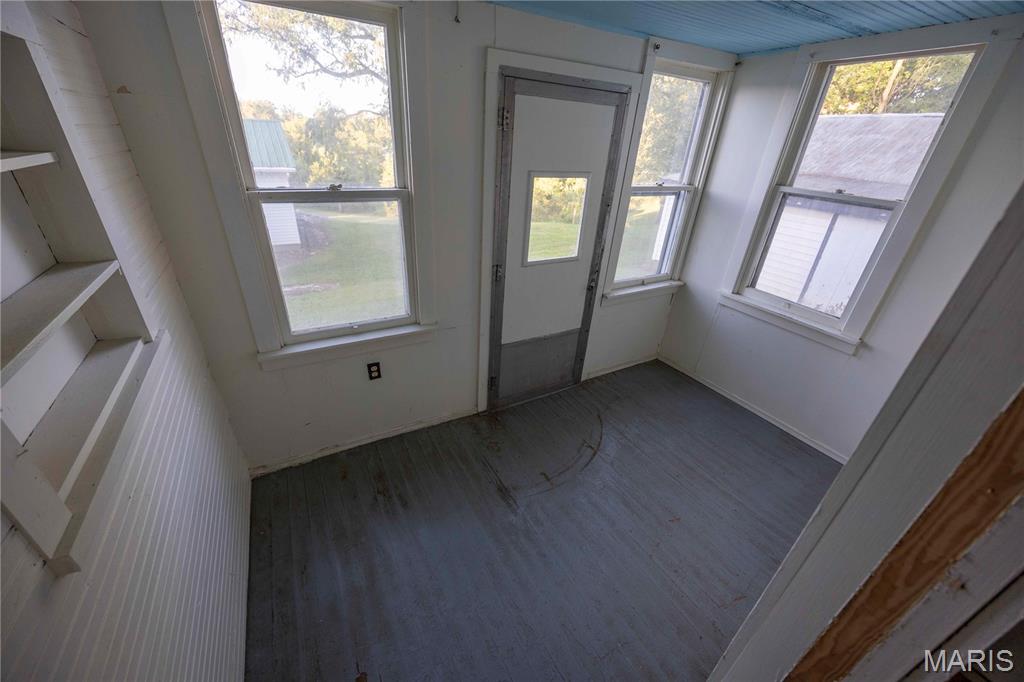 6322 Main Street Property Photo 6