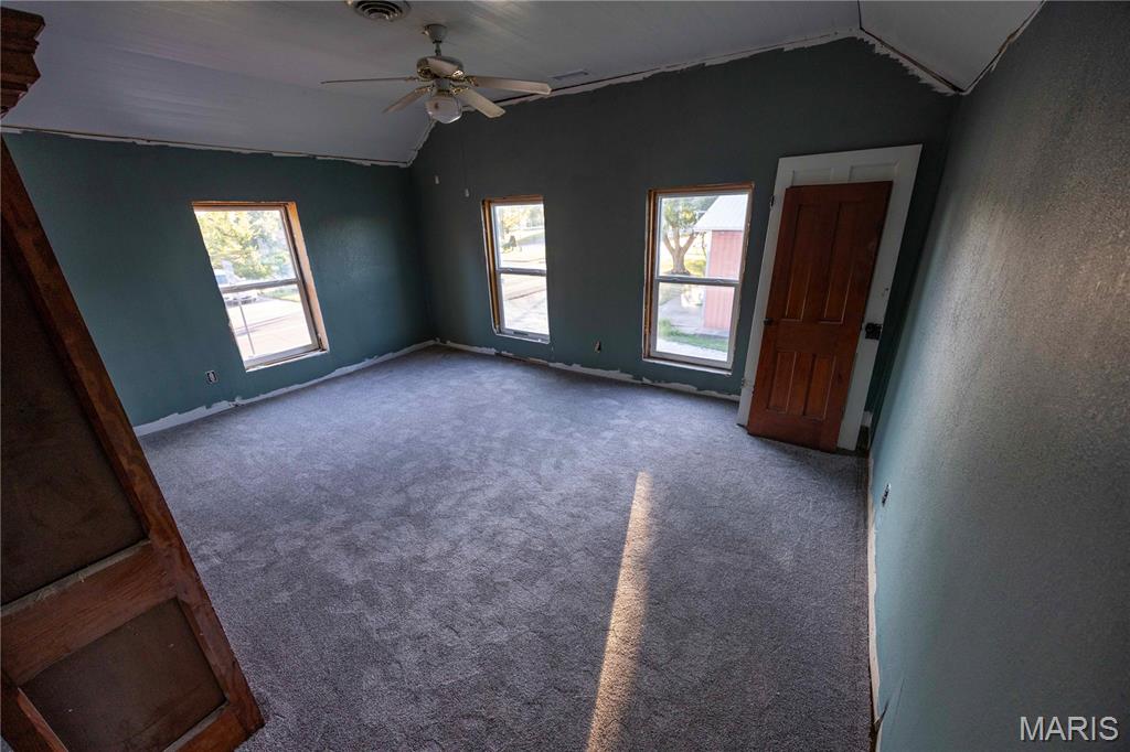 6322 Main Street Property Photo 8