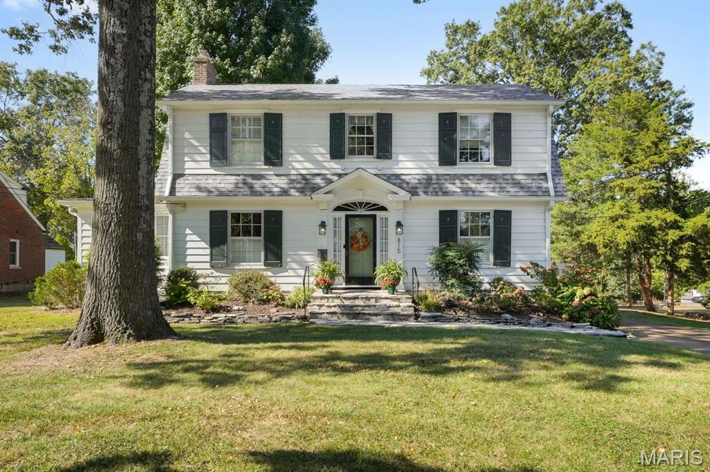 815 N Kirkwood Road Property Photo 1