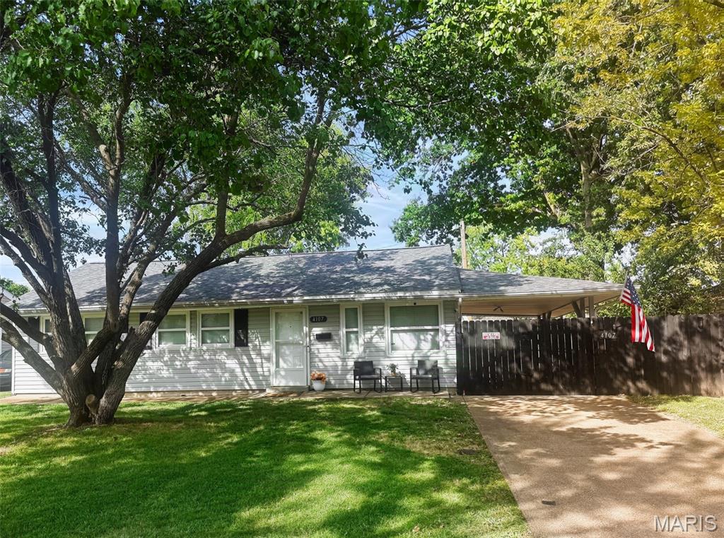 4107 Davis Street Property Photo 1