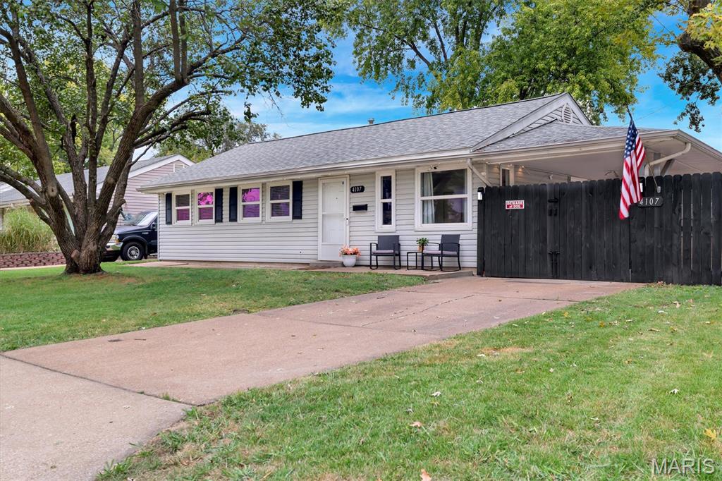 4107 Davis Street Property Photo 1