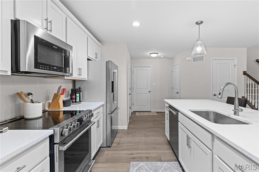 617 Maple Frst Property Photo 4