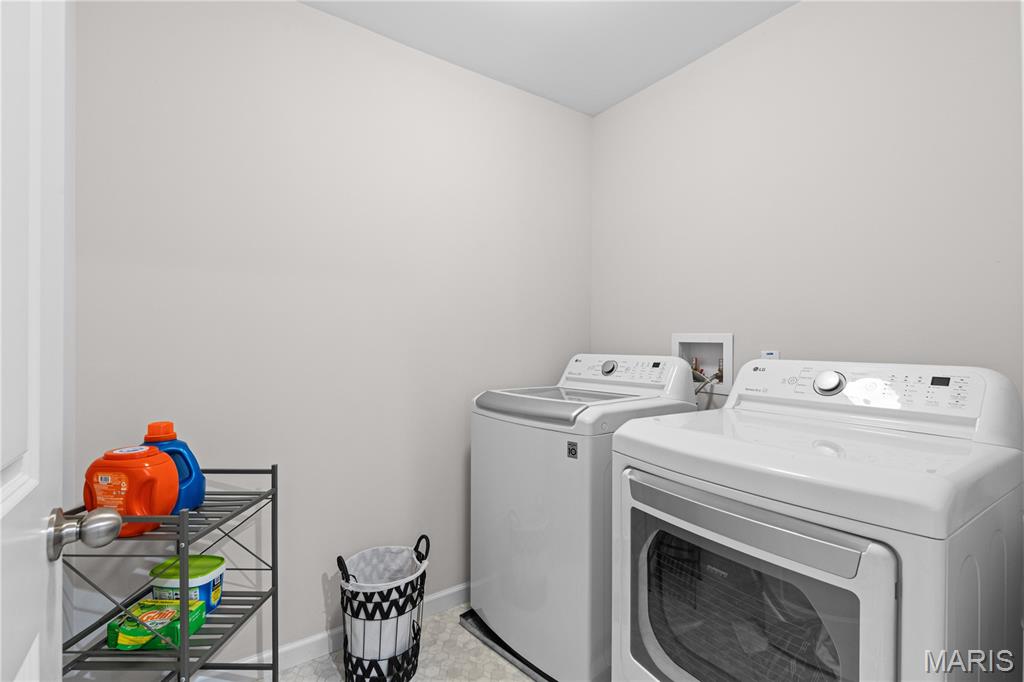 617 Maple Frst Property Photo 24