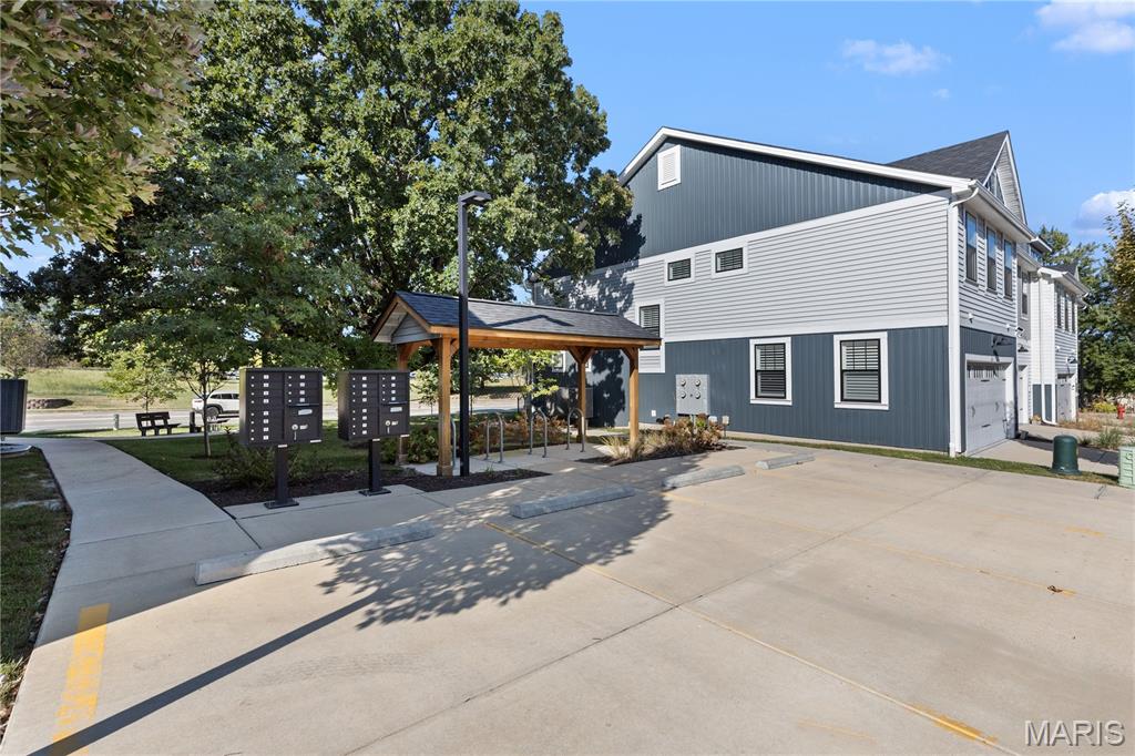 617 Maple Frst Property Photo 30