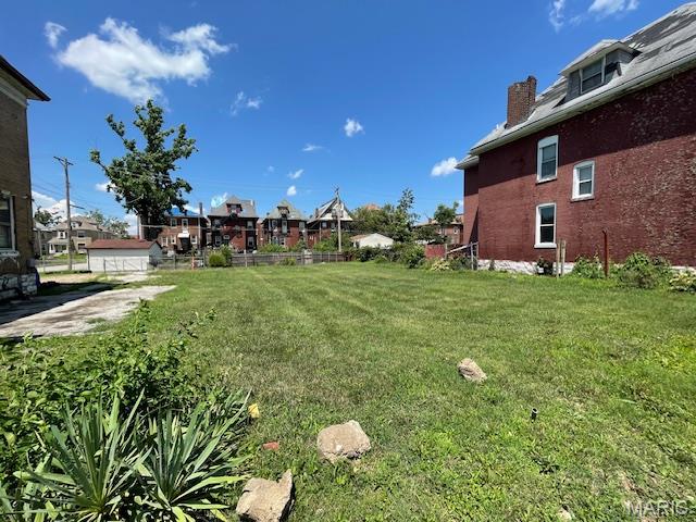 5089 Raymond Avenue Property Photo 2