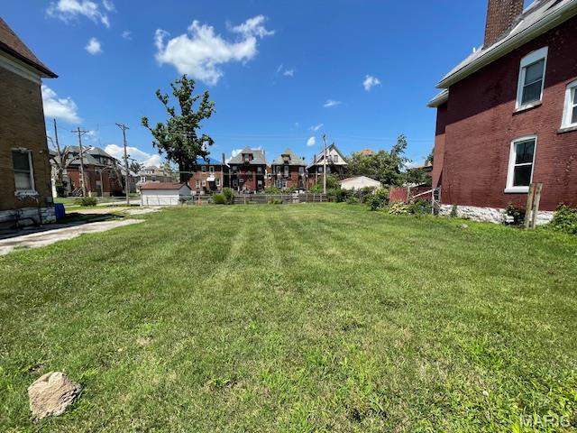 5089 Raymond Avenue Property Photo 3