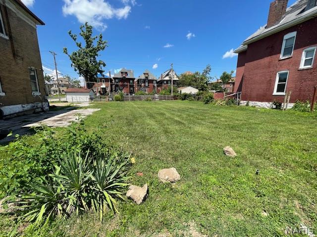 5089 Raymond Avenue Property Photo 4