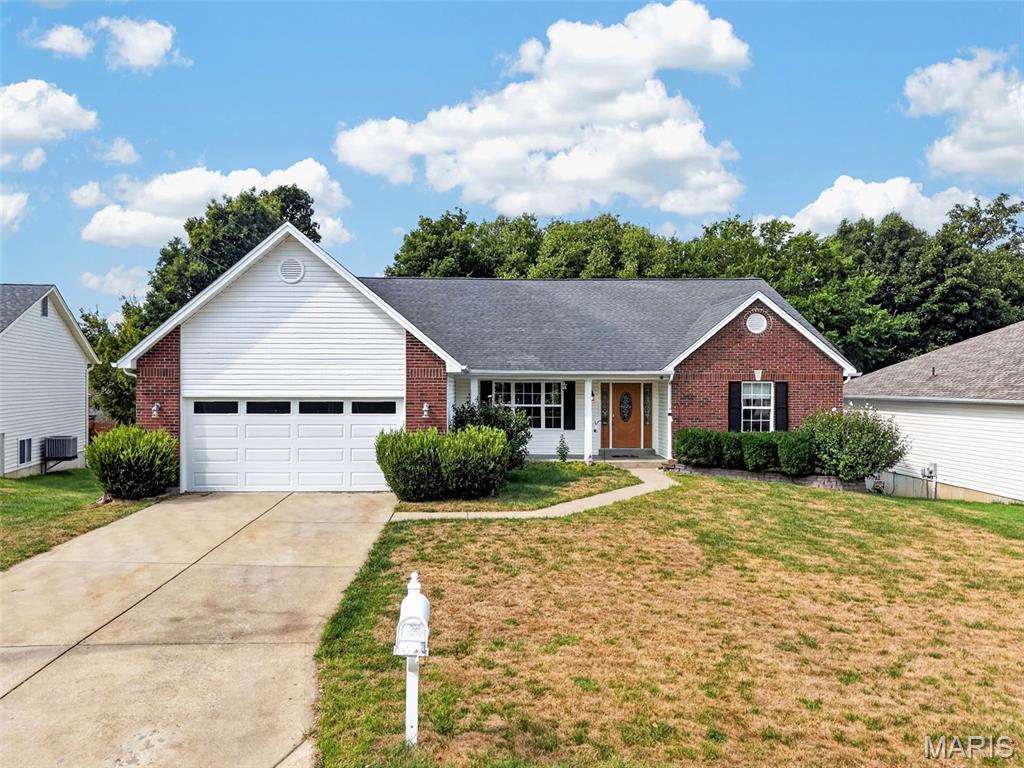 3949 Cambridge Crossing Drive Property Photo 1