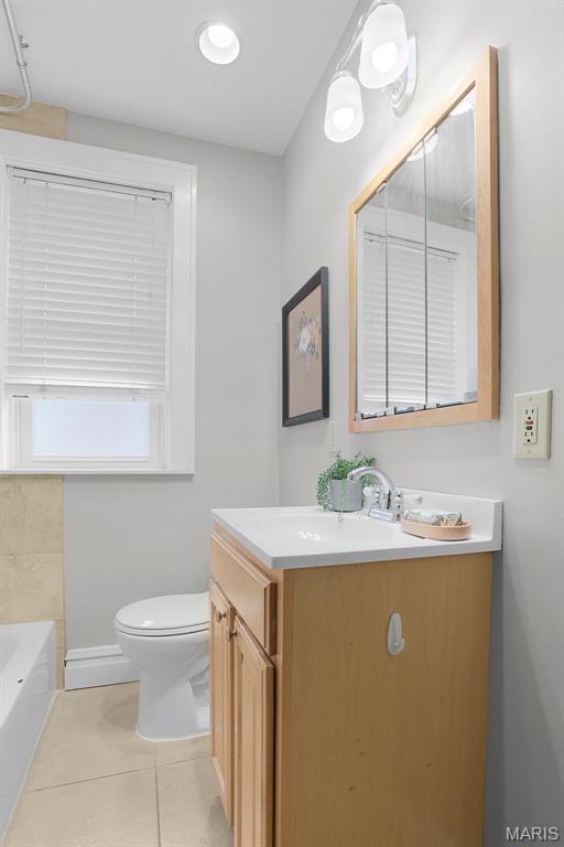 5004 Winona Avenue Property Photo 21