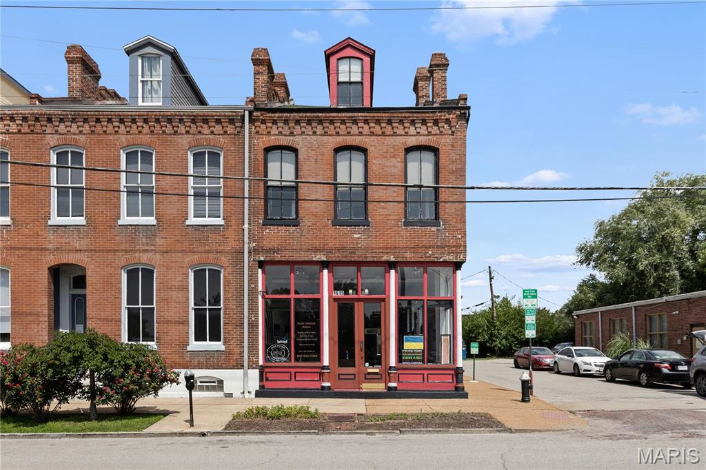1615 S 9th Street