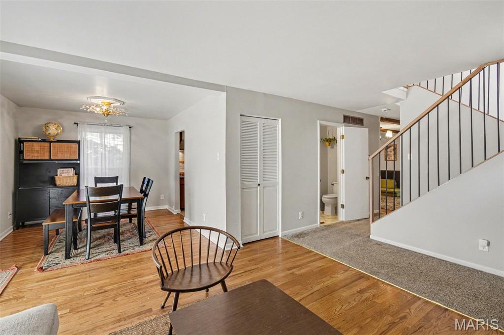 5253 Ozarkglen Drive