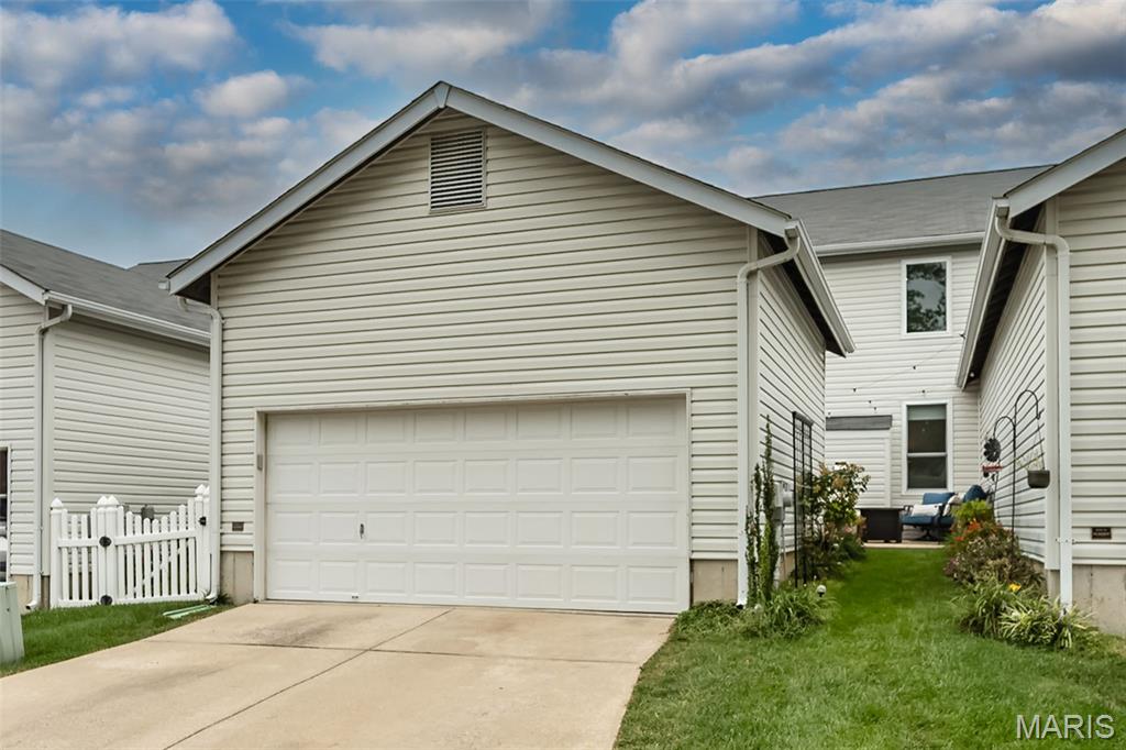 971 Rolling Thunder Drive Property Photo 48
