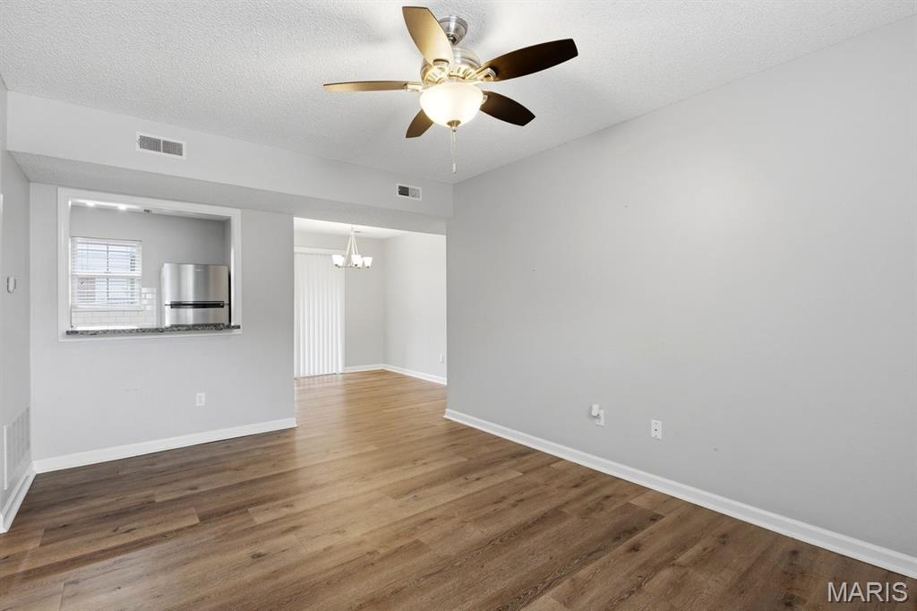 1630 Thrush Terrace 1630 Property Photo 6