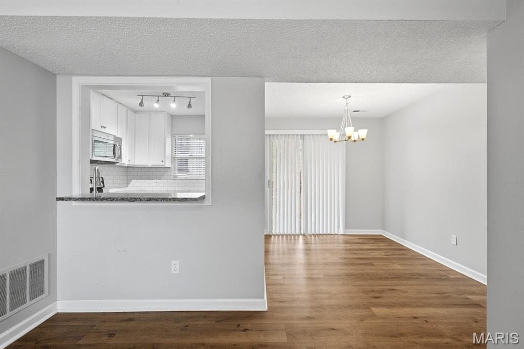 1630 Thrush Terrace 1630 Property Photo 7