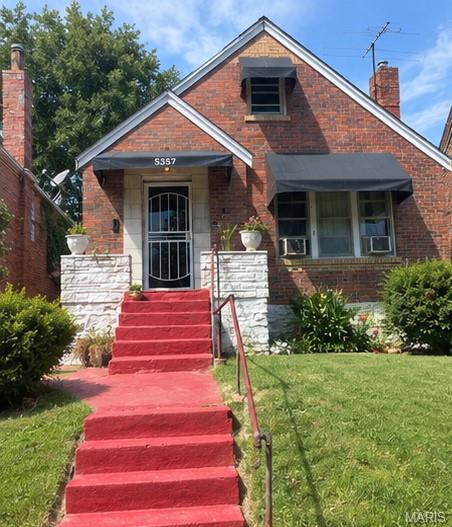 5357 Claxton Avenue Property Photo 1