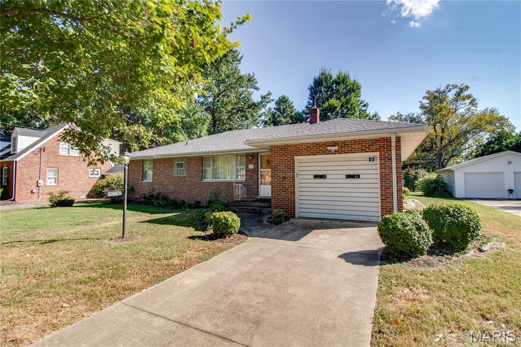 713 Ramona Place Property Photo 4