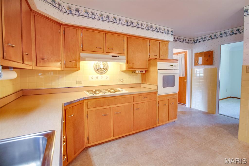713 Ramona Place Property Photo 13