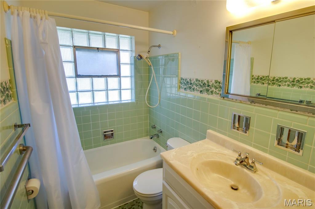 713 Ramona Place Property Photo 23