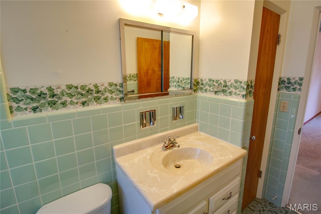 713 Ramona Place Property Photo 24