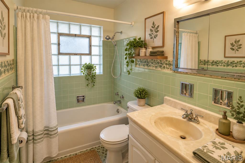 713 Ramona Place Property Photo 26