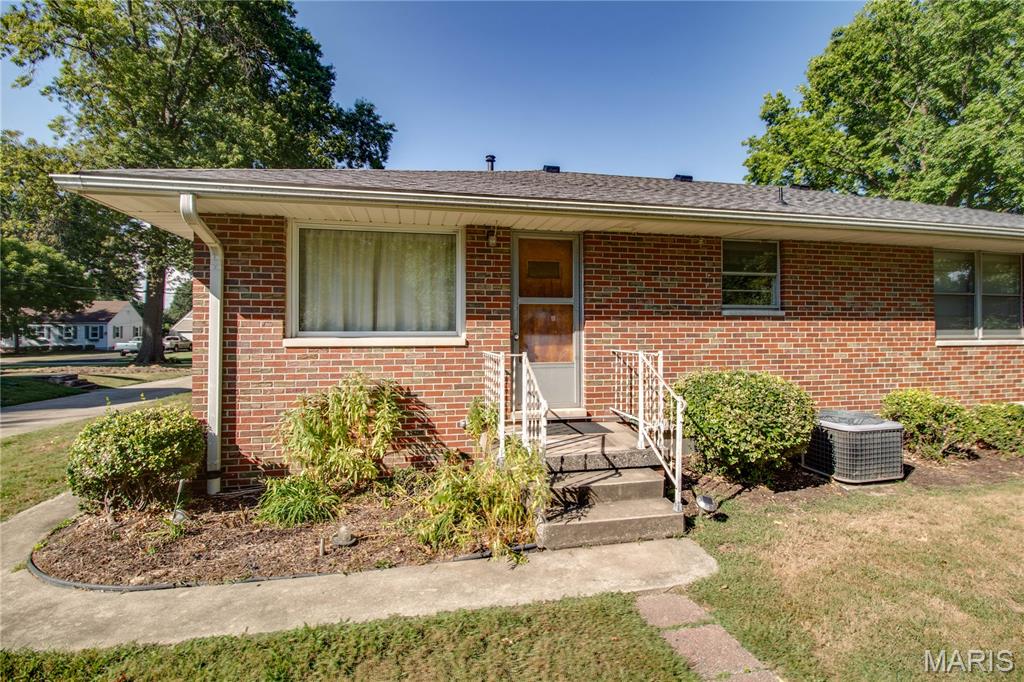 713 Ramona Place Property Photo 45
