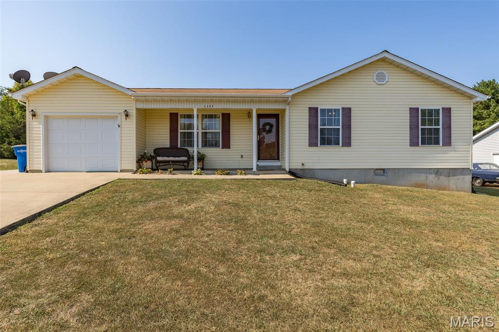1127 Stone Crest Drive Property Photo 1
