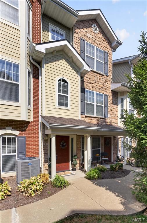 2630 Mcknight Crossing Court Property Photo 1
