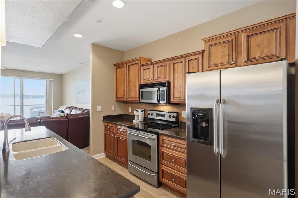 18031 Blue Anchor Drive 332 Property Photo 11