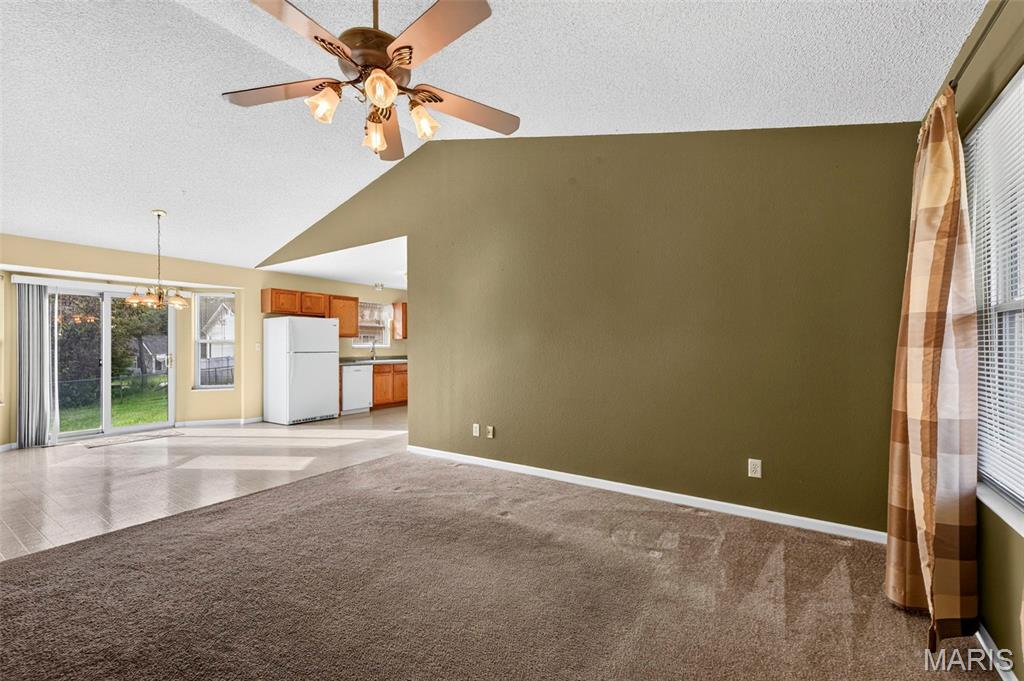 2182 San Simeon Drive Property Photo 5