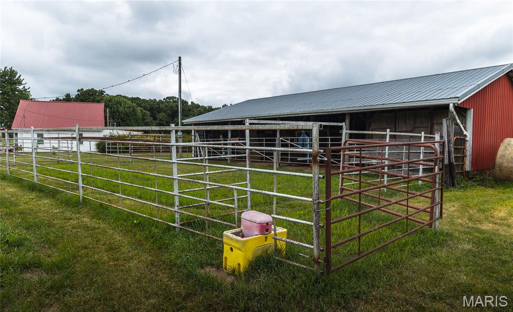 1137 Highway F Property Photo 35