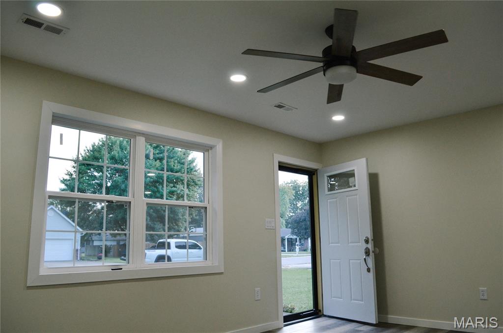406 Bell Lane Property Photo 3