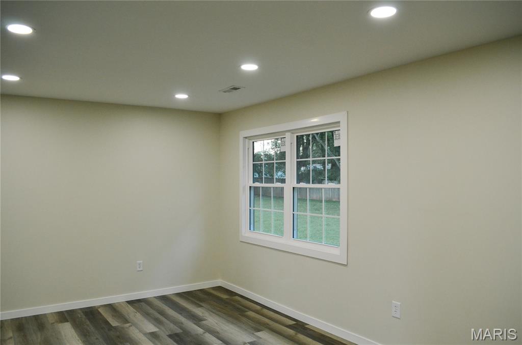 406 Bell Lane Property Photo 13