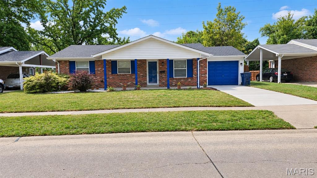 2216 Foggy Bottom Drive Property Photo 1