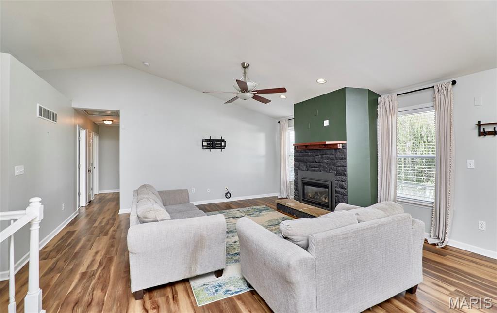 209 Gentle Pine Lane Property Photo 13