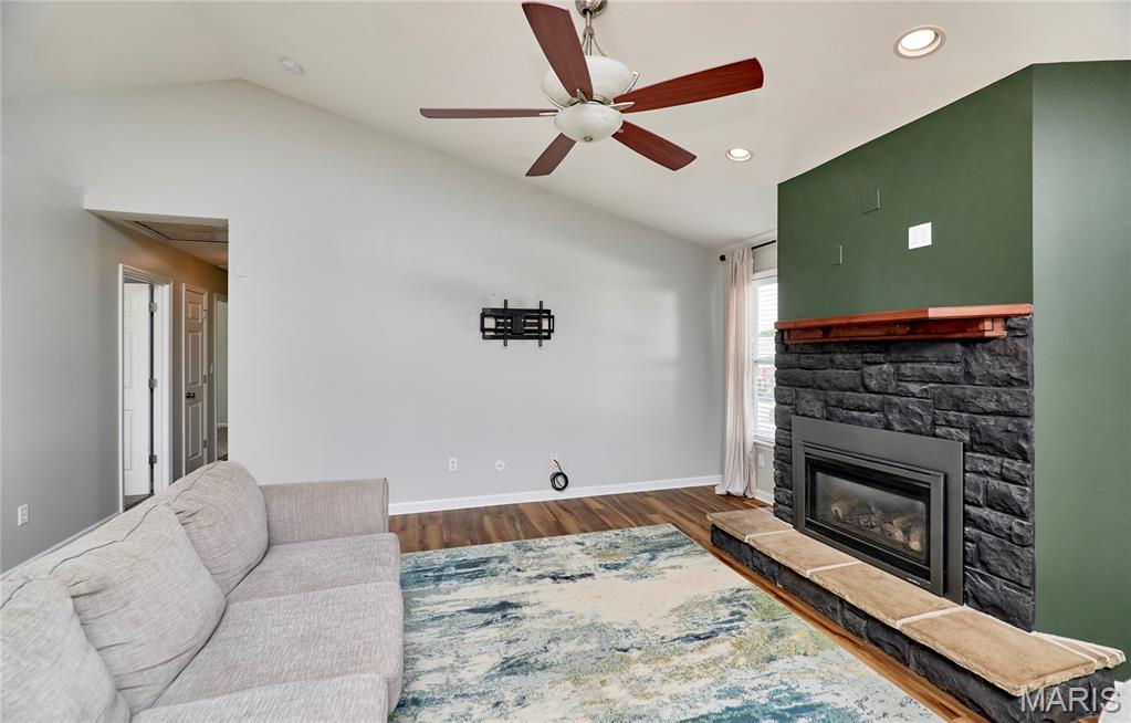 209 Gentle Pine Lane Property Photo 14