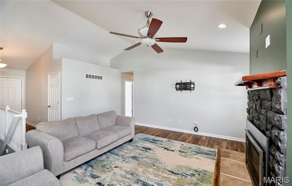 209 Gentle Pine Lane Property Photo 15
