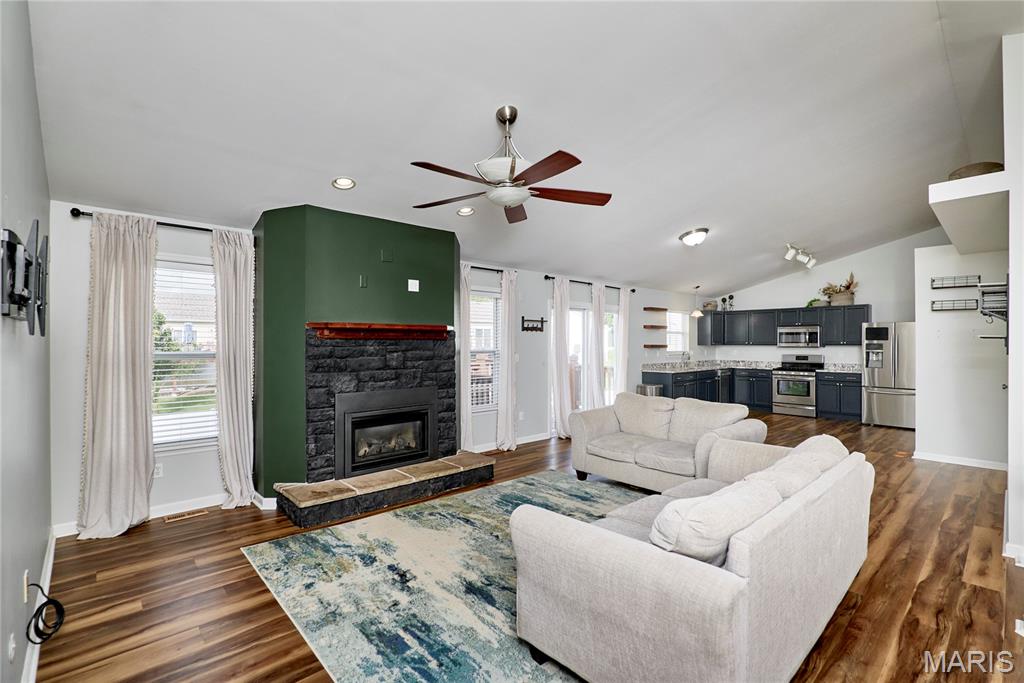209 Gentle Pine Lane Property Photo 17