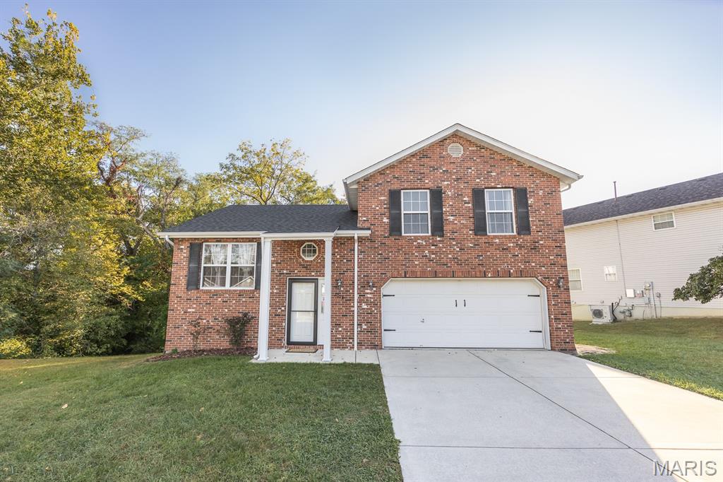 2018 Woodstream Drive Property Photo 1